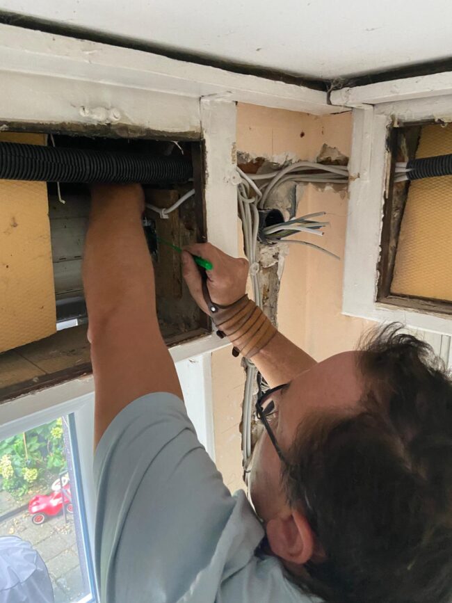 1E2C08A5-D816-4F8C-8B5B-B3CAAEB9815E