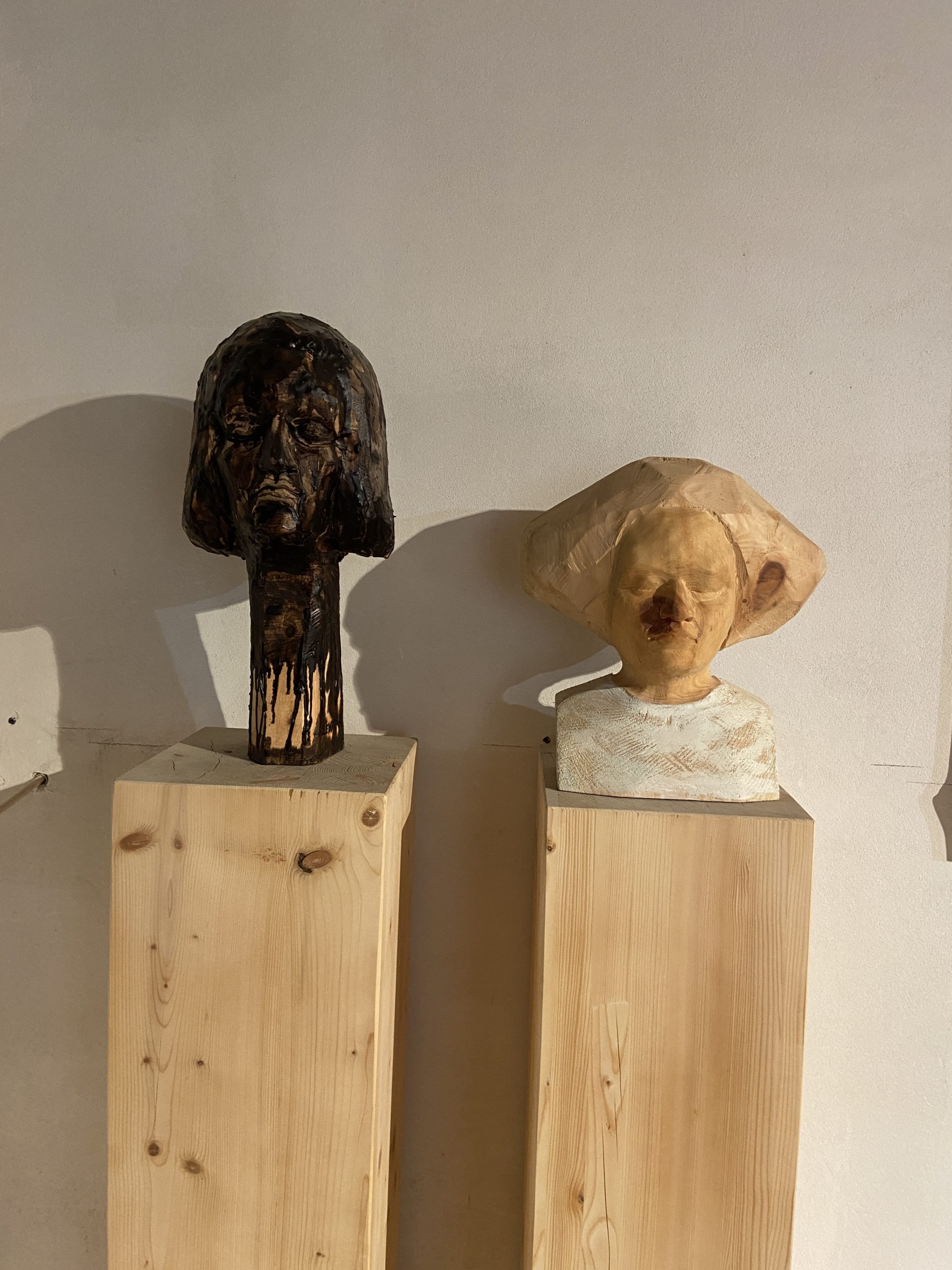 1B25618B-469E-4613-87E4-B4BB9DEBEABA